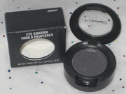 MAC Eyeshadow in Howzat - Discontinued