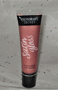 Victoria's Secret Satin Gloss Flavored Lip Shine in Caramel Kiss