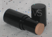 Victoria's Secret Luminous Cheek and Face Highlighter in Showtime