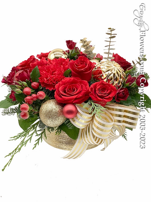 Golden Christmas Bouquet Christmas Flowers by Everyday Flowers