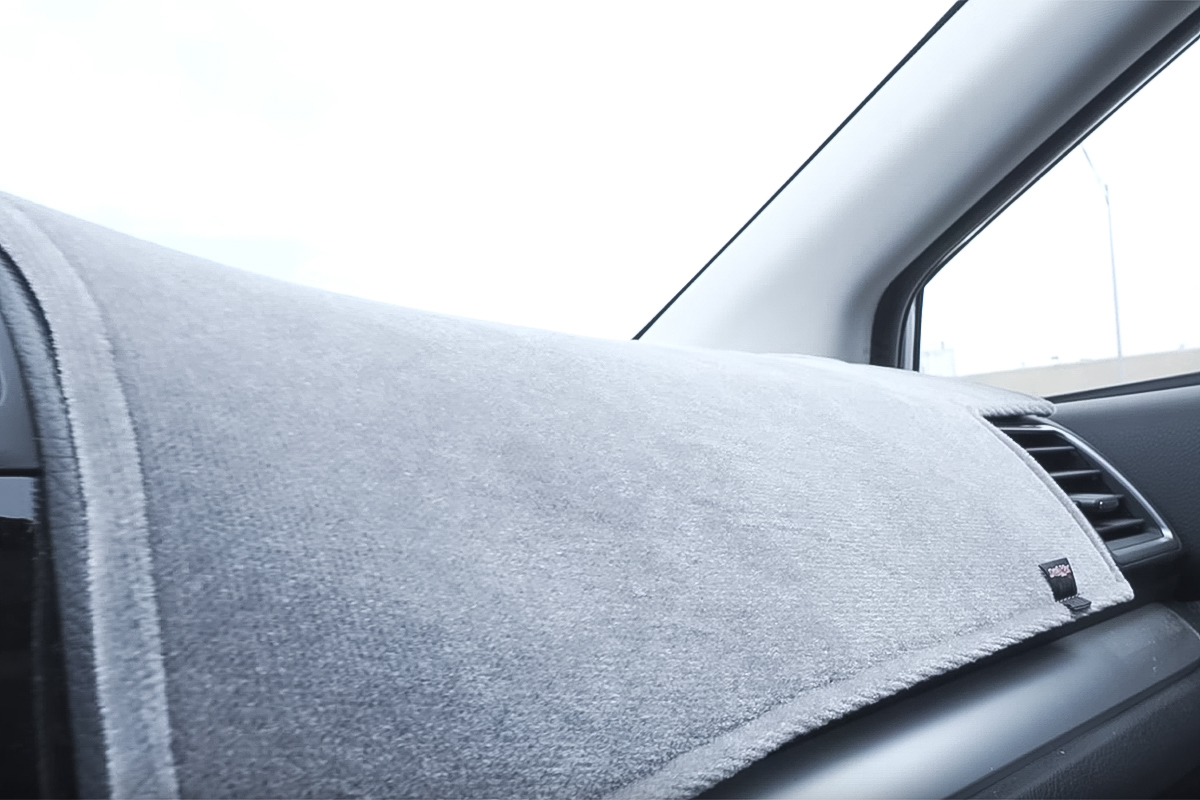 Cadillac Xt6 Dashboard Cover Anti Glare Non Slip KEYOOG Flannel Dashboard Cover For 2020-2023 Cadillac XT6 - Anti-Glare Non-Slip Dash Mat Non-slip Dash Cover