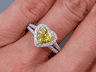 1.37 CTW HEART SHAPE DIAMOND ENGAGEMENT RING VIVID YELLOW VS2