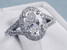 1.70 CTW OVAL CUT DIAMOND ENGAGEMENT RING D SI1