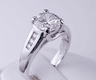 1.70 CTW ROUND CUT DIAMOND ENGAGEMENT RING