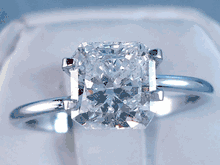 1.72 CT RADIANT CUT DIAMOND SOLITAIRE ENGAGEMENT RING H VS2