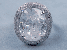 13.48 CTW CUSHION CUT DIAMOND ENGAGEMENT RING E SI3