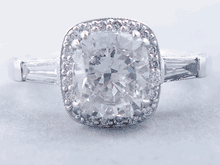 2.01 CTW CUSHION CUT DIAMOND ENGAGEMENT RING D VS2