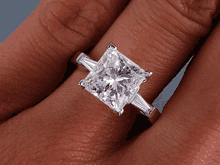 2.46 CTW PRINCESS CUT DIAMOND ENGAGEMENT RING