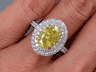 3.01 CTW OVAL CUT DIAMOND ENGAGEMENT RING VIVID YELLOW SI3-I1