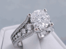 3.23 CTW ROUND BRILLIANT CUT DIAMOND ENGAGEMENT RING D SI2