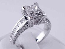 3.27 CTW PRINCESS CUT DIAMOND ENGAGEMENT RING