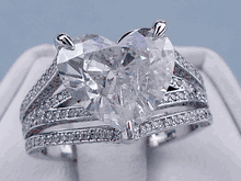 4.12 CTW HEART SHAPE DIAMOND ENGAGEMENT RING H SI1
