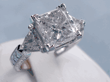 4.43 CTW PRINCESS CUT DIAMOND ENGAGEMENT RING