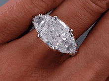 5.07 CTW CUSHION CUT DIAMOND ENGAGEMENT RING F SI2