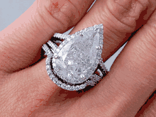 5.14 CTW PEAR SHAPE DIAMOND WEDDING RING SET F I1 (Includes a Matching Wedding Ring) 