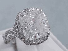 6.73 CTW CUSHION CUT DIAMOND ENGAGEMENT RING F SI3