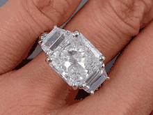 7.35 CTW RADIANT CUT DIAMOND ENGAGEMENT RING G SI3