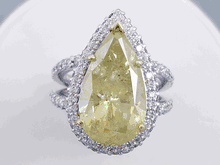 8.28 CTW PEAR SHAPE DIAMOND ENGAGEMENT RING VIVID YELLOW I1