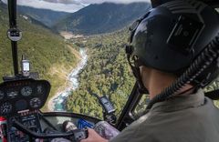 Eleven Cedar Lodge - gallery image 5