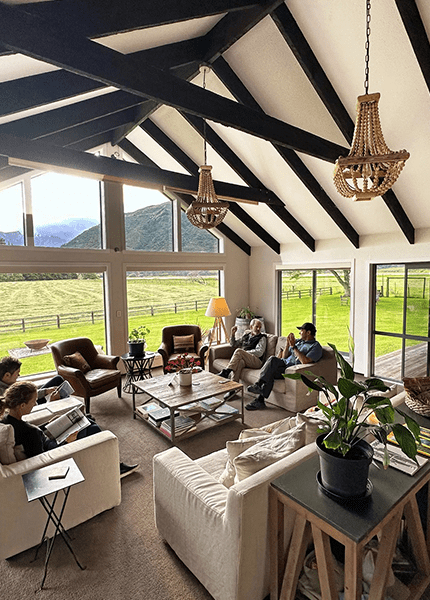 Eleven Cedar Lodge - info image 1