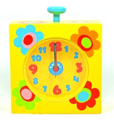 Tatiri Square Yellow Flower Alarm Clock