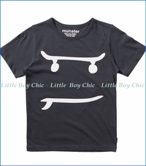 Munster, Snaggle T-Shirt in Black