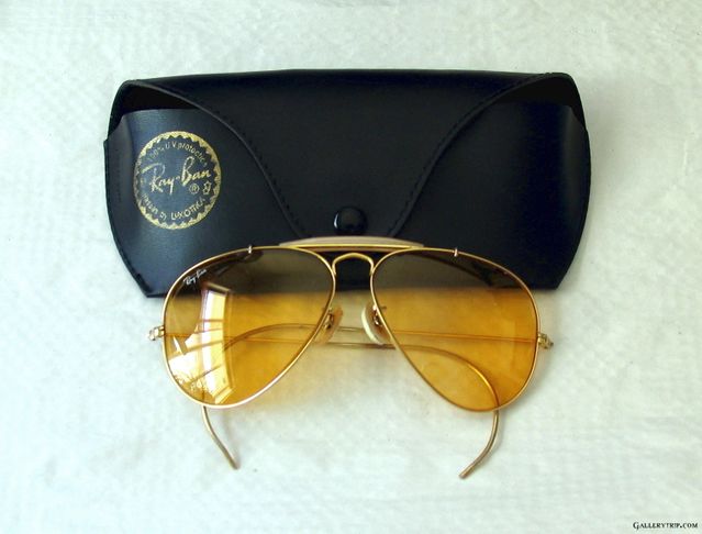 Ray Ban Gold Frame Aviator USA display picture 3