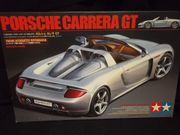 Tamiya 24275     --     Porsche Carrera GT   1:24