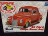 Revell 2894 -- '40 Ford Coupe Street Rod 1:25 Revell 2894 -- '40 Ford Coupe Street Rod 1:25