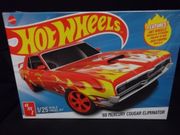 AMT 1527     --     'Hot Wheels'  1969 Cougar Eliminator   1:25   