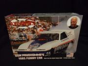 Atlantis M2711      Don Prudhomme's 1985 Pepsi - Wendy's Funny Car   1/24
