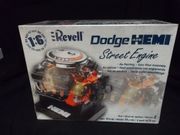 Revell 1564    Dodge 426 Hemi Street Engine    Die-cast   1/6