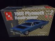 AMT 31795    1968 Plymouth Roadrunner    1/25