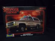 Revell 14558  Stranger things- Jim Hopper's 85 Chevy K5 Blazer   1/25