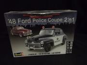 Revell 4318  48 Ford Police Coupe 2 in 1    1/25