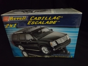 Revell Cadillac Escalade 2 in 1    1/25