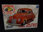 Revell  2894  Good Guys  40 Ford Coupe Street Rod    1/25