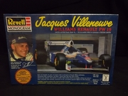 Revell  72110      --      Williams Renault FW 19 / Jacques Villeneuve   1:24    