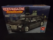 Amt 38367 2005 Chrysler 300c  1/25