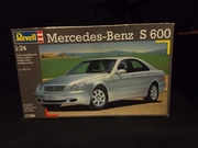 Revell 07384 Mercedes Benz S600 Limousine 1/24