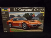 Revell 07192 69 Corvette Coupe  1/25