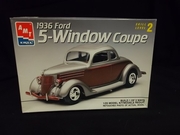 Amt 6924  1936 Ford 5 window Coupe 1/25