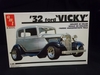 AMT 2905     --    'Iron Lady'  '32 Ford 'Vicky'   1:25