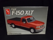 AMT 6809     --     Ford F-150 XLT  1:25