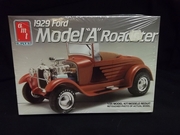 AMT 6572     --     1929 Ford Model "A" Roadster    1:25