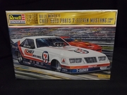 Revell 4116 Billy Meyer's Chief Auto Parts &/11 Mustang funny car 1/24
