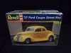 Revell 2598 37 Ford Coupe Street Rod  1/24