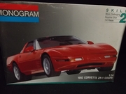 Monogram 2950     --    1992 Corvette ZR-1 Coupe  1:24