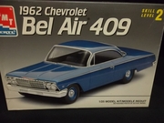 AMT 8716      --    1962 Chevy Bel Air 409  1:25