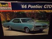 Revell 2537     --       '66 Pontiac GTO   1:25